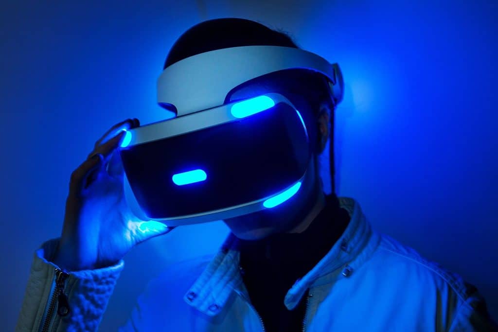 How Virtual Reality is Changing Entertainment